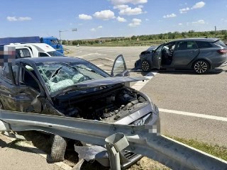 ДТП на трассе: Пострадавшая пассажирка в больнице после столкновения